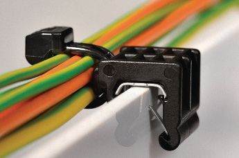 Clips para enganchar cables a bordes de HellermannTyton