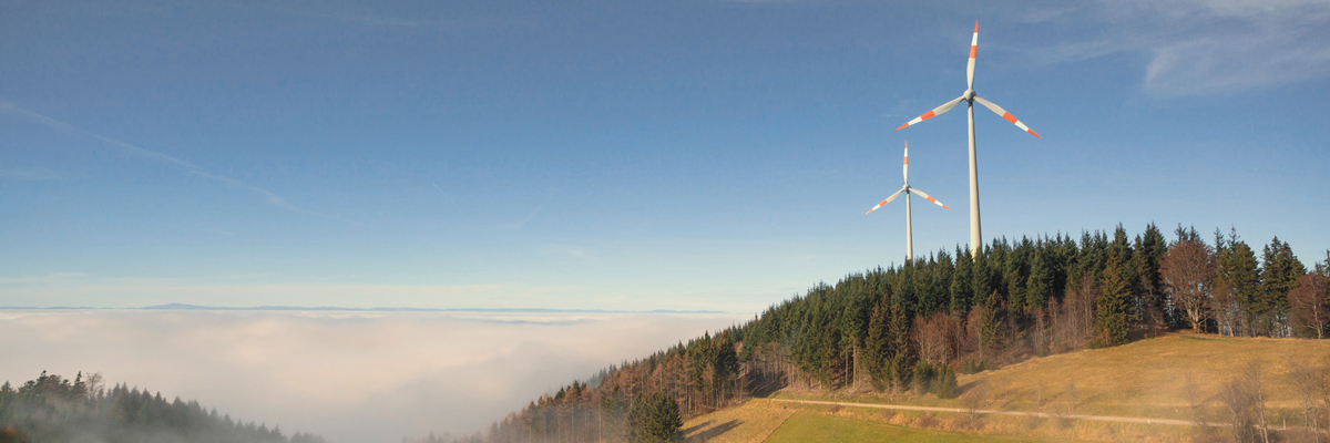 Wind turbine with hills