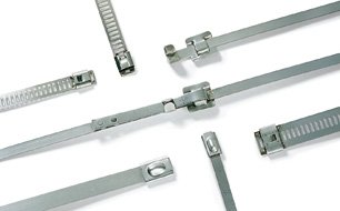 Bridas de Acero Inoxidable Serie MBT y Bases P-Mounts resistentes a la corrosión