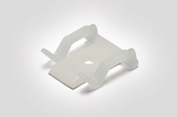 Clips para sujetar tubos, cables y conductos