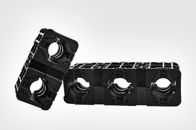 Clips para cables de alta tensión