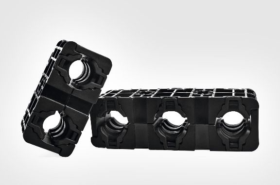 Clips para cables de alta tensión