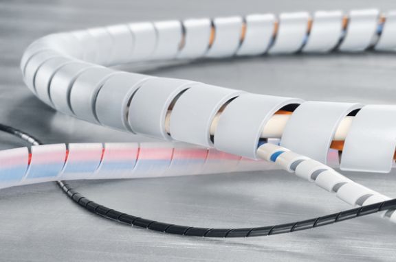 Cinta helicoidal blanca para aplicaciones eléctricas estándar y construcción de paneles e instalaciones