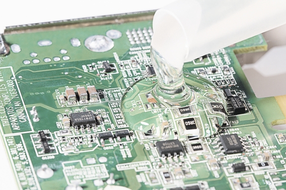gel de silicona bicomponentes para un control visual perfecto en instalaciones eléctricas