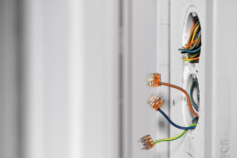 cómo utilizar los terminales de cable HelaCon Plus Mini de HellermannTyton