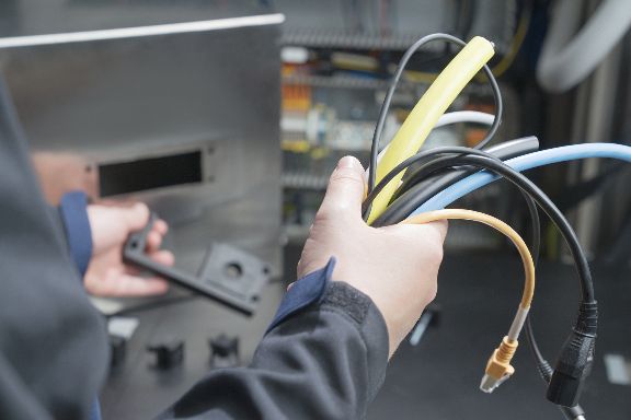 Placas pasacables: modulares para hasta 42 cables