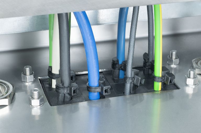 Placa pasacables Sistema VarioPlate conforme a los grados de protección IP65 e IP66